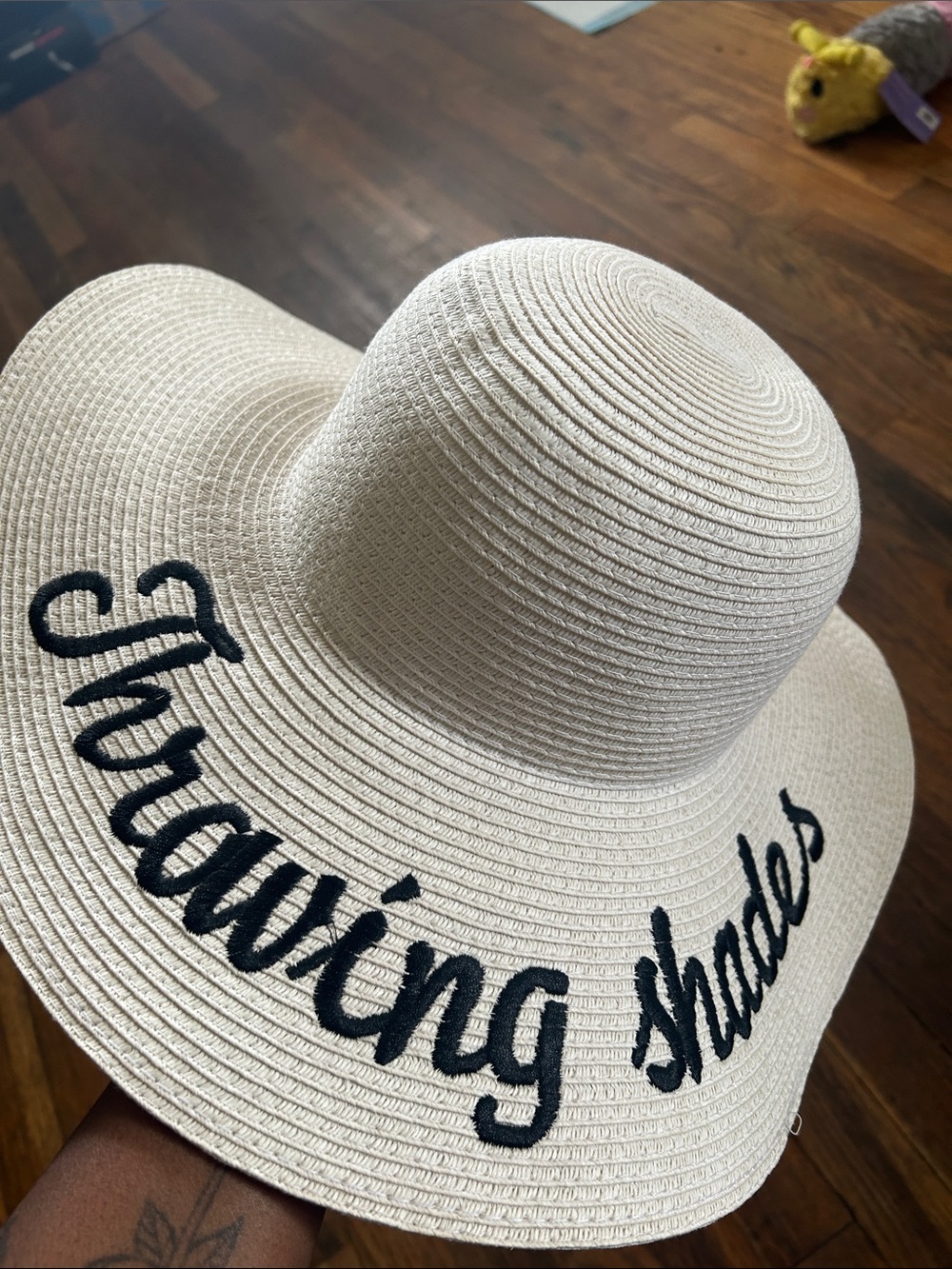 Embroidered Wide-Brim Sun Hat - "Throwing Shades" - Cream with Black Script